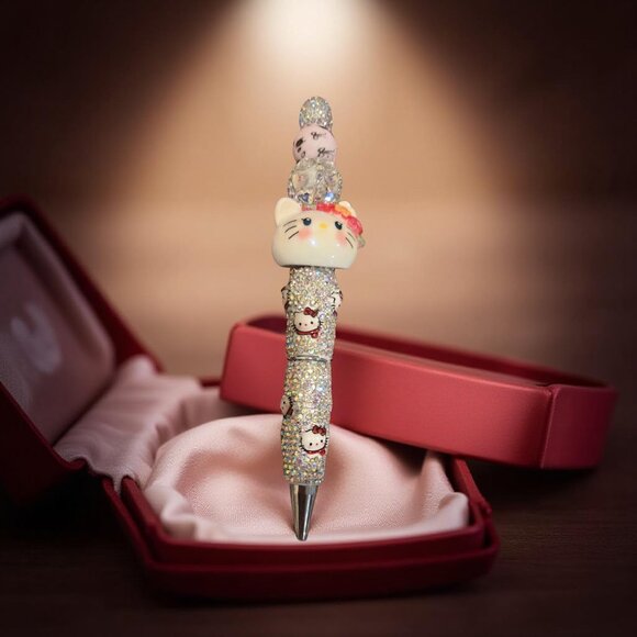 Hello Kitty Rhinestone writing Pen!~ Very Cute!! - Picture 3 of 4